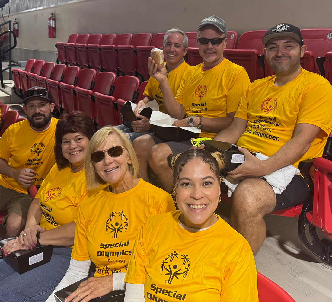 special-olympics-volunteers-in-action-16